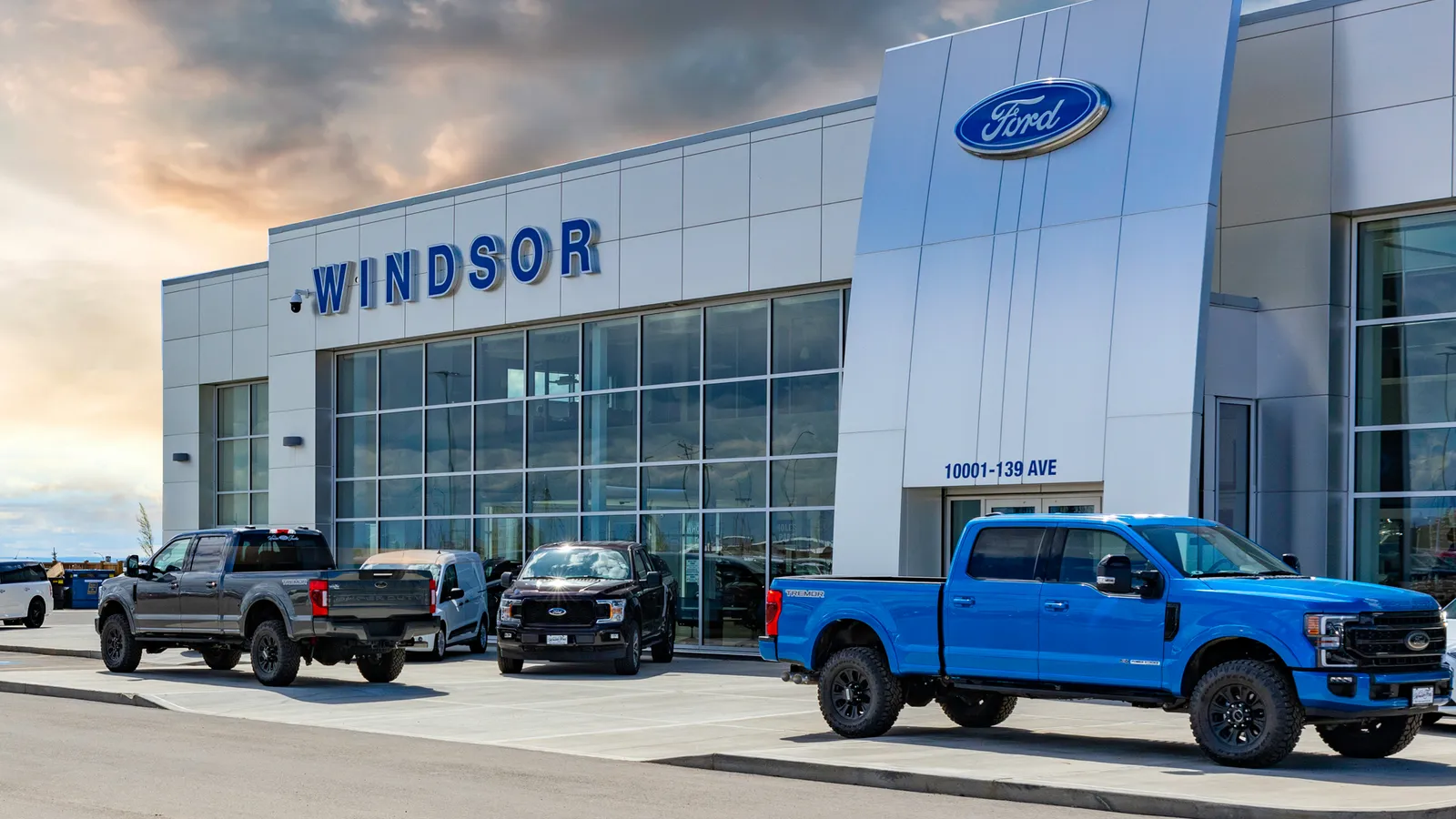 The Windsor Ford dealership in Grande Prairie with trucks out front